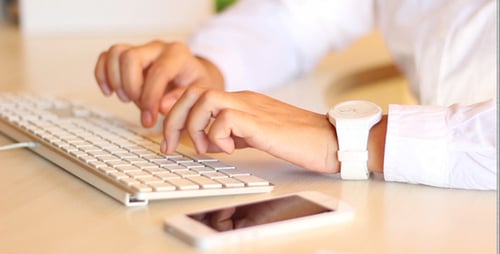 Using Apple Keyboard