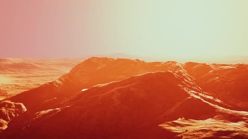 Pic des montagnes sur fond de coucher